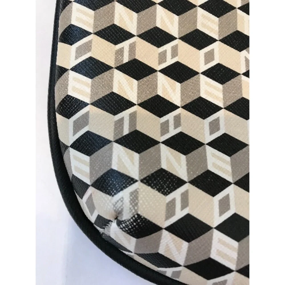 KENNETH Cole Reaction Crossbody Retro Print